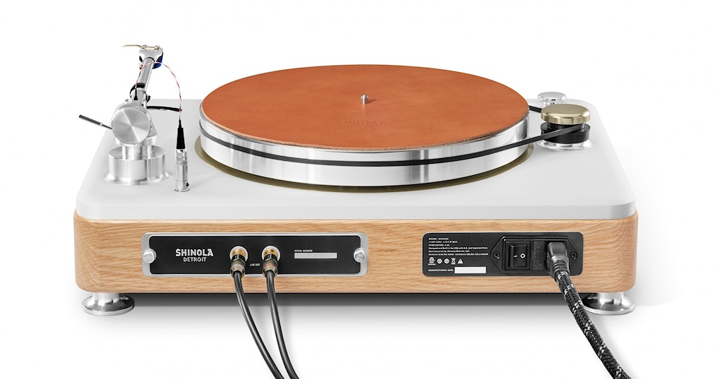 Shinola Runwell Turntable